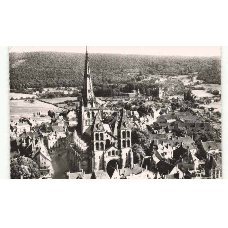 AUTUN: la cath"drale vue aérienne 10X15 - très bon état