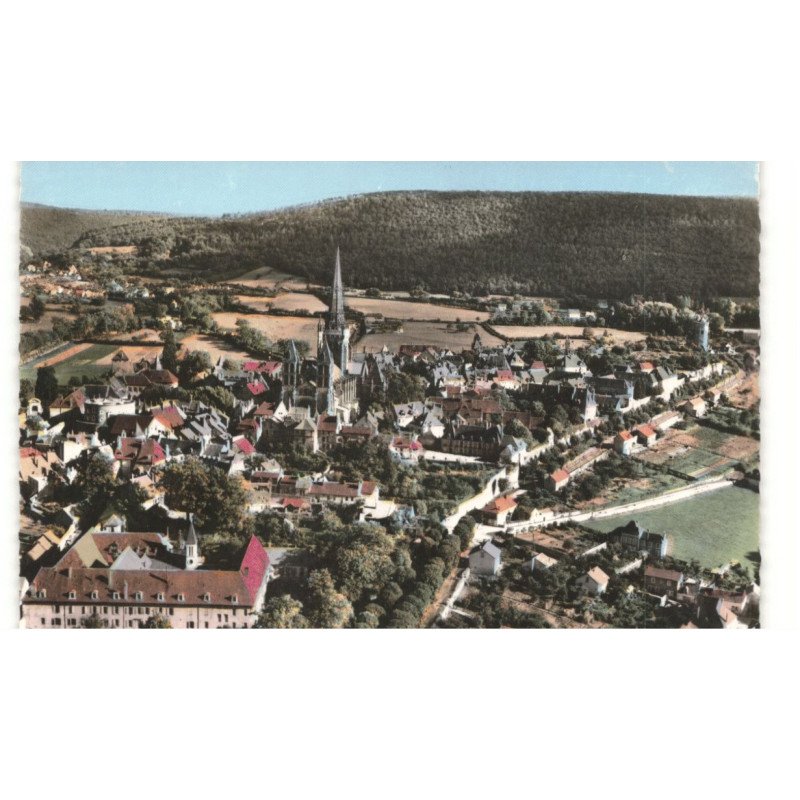 AUTUN: institution saint-lazare et la cathédrale vue aérienne 10X15 - très bon état