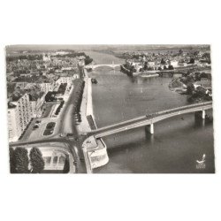 CHALON-sur-SAONE: vvue d'ensemble, sur les quais de la saône le pont jean richard aérienne 10X15 - très bon état