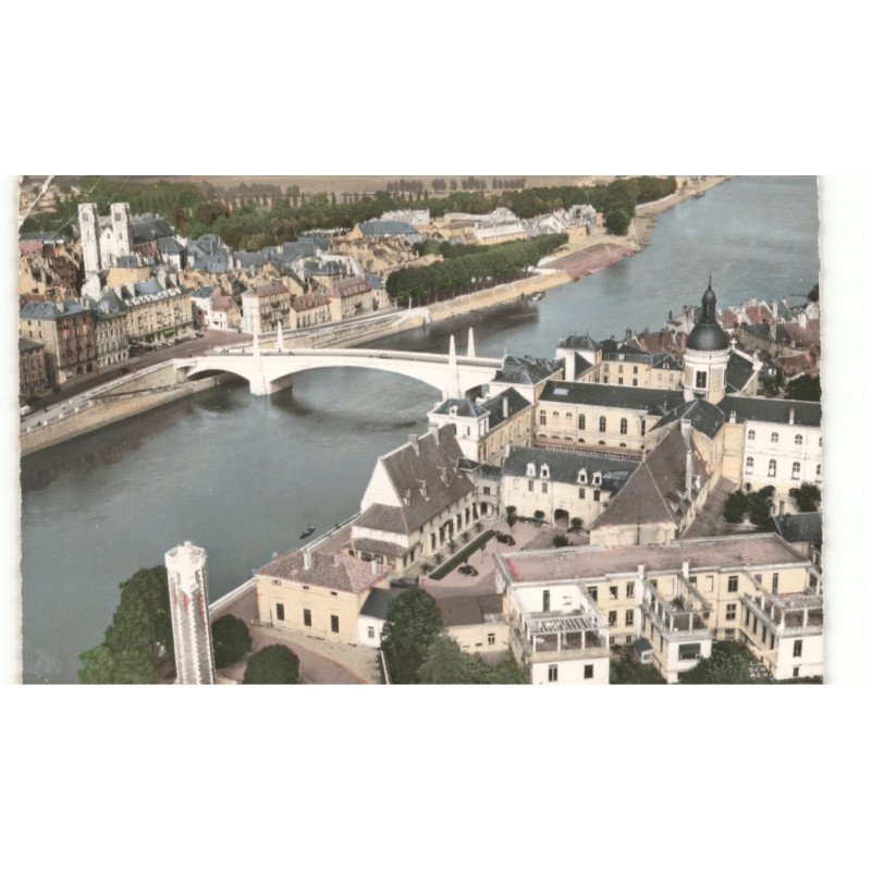 CHALON-sur-SAONE: l'hôpital, le pont saint-laurent, la tour doyenne aérienne 10X15 - très bon état
