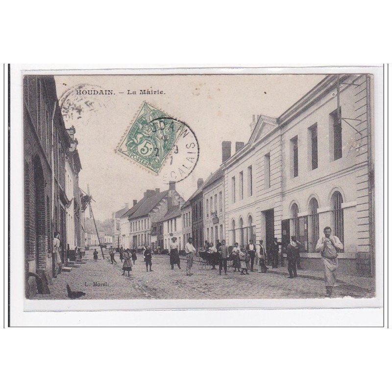 HOUDAIN : la mairie - tres bon etat