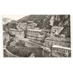 ROQUEFORT-sur-SOULZON: avenue françois galtier et cave carrière vue aérienne 10X15 - très bon état