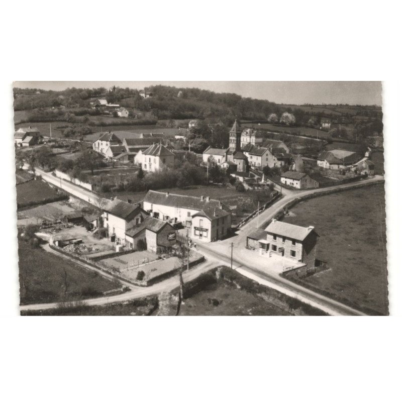 VAREILLES: l'église et le bourg vue aérienne 10X15 - très bon état