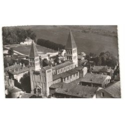 TOURNUS: l'église saint-philibert vue aérienne 10X15 - très bon état