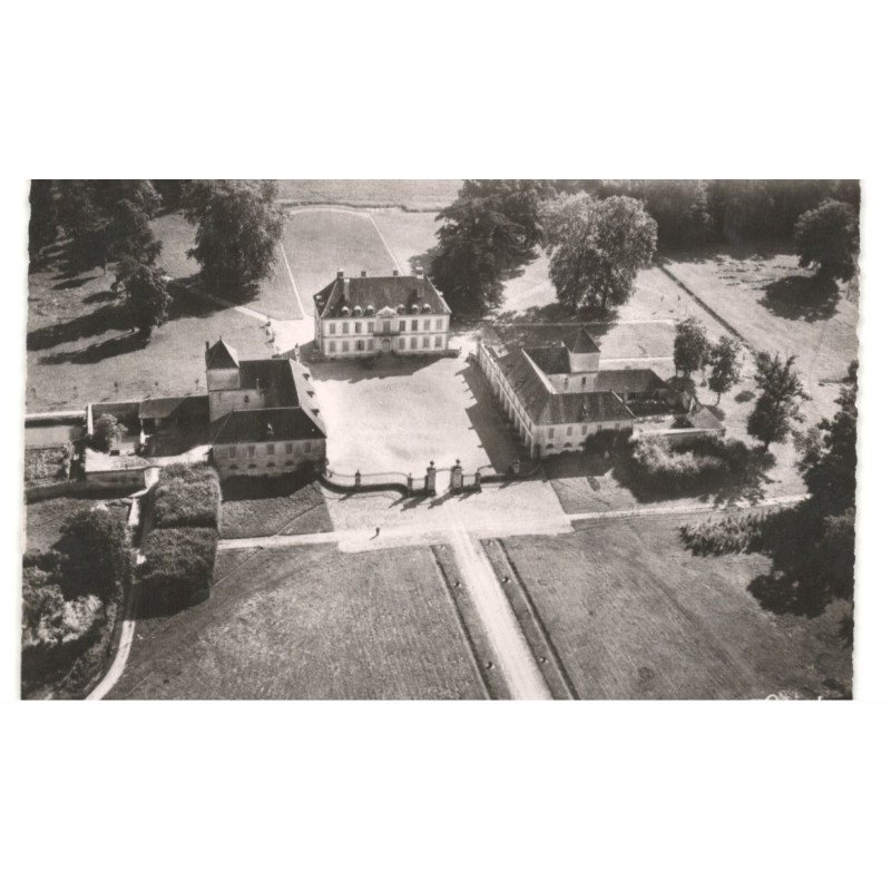 TERRANS: château construit en 1765 par E. Verniquet, vue aérienne 10X15 - très bon état