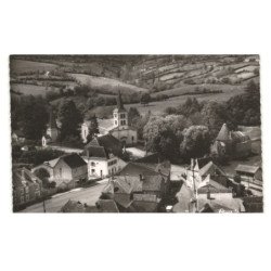 SAINT-CHRISTOPHE-en-BRIONNAIS: quartier de l'église vue aérienne 10X15 - très bon état