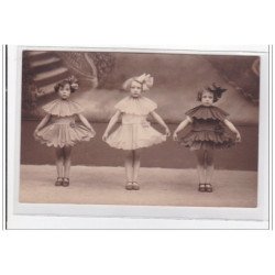HENIN-LIETARD : photographie Georges LAMBRECCQ, jeunes filles - tres bon etat