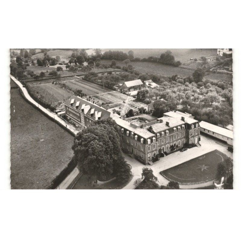 LA FERTE-MACE: l'hôpital vue aérienne 10x15 - très bon état
