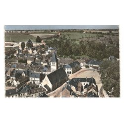 LONGWY-sur-PERCHE: l'église et la place vue aérienne 10x15 - très bon état