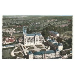 LA CHAPELLE-MONTLIGEON: panorama sur la basilique vue aérienne 10x15 - très bon état