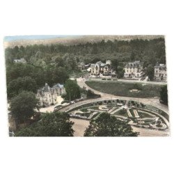 BAGNOLES-de-L'ORNE: golf miniature place centrale vue aérienne 10x15 - très bon état