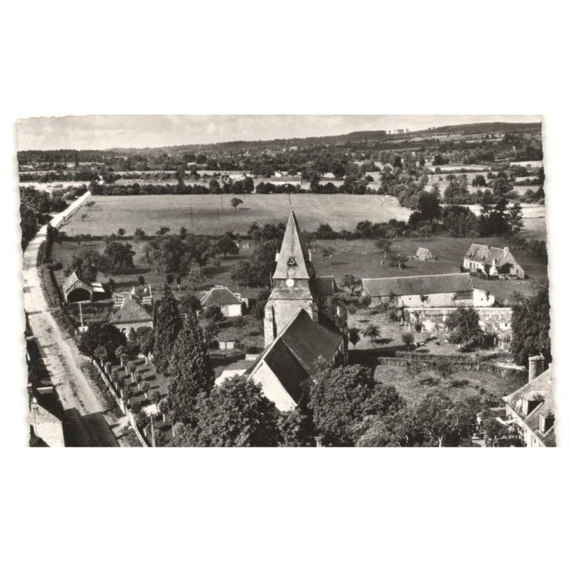 LES ASTRES: l'église vue aérienne 10x15 - très bon état