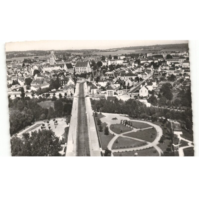 ARGENTAN: le boulevard mezeray vue aérienne 10x15 - très bon état