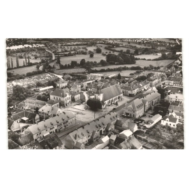 TOUROUVRE: vue générale du centre vue aérienne 10x15 - très bon état