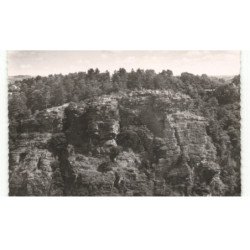 LA ROCHE-D'OETRE: la muraille rocheuse vue aérienne 10x15 - très bon état