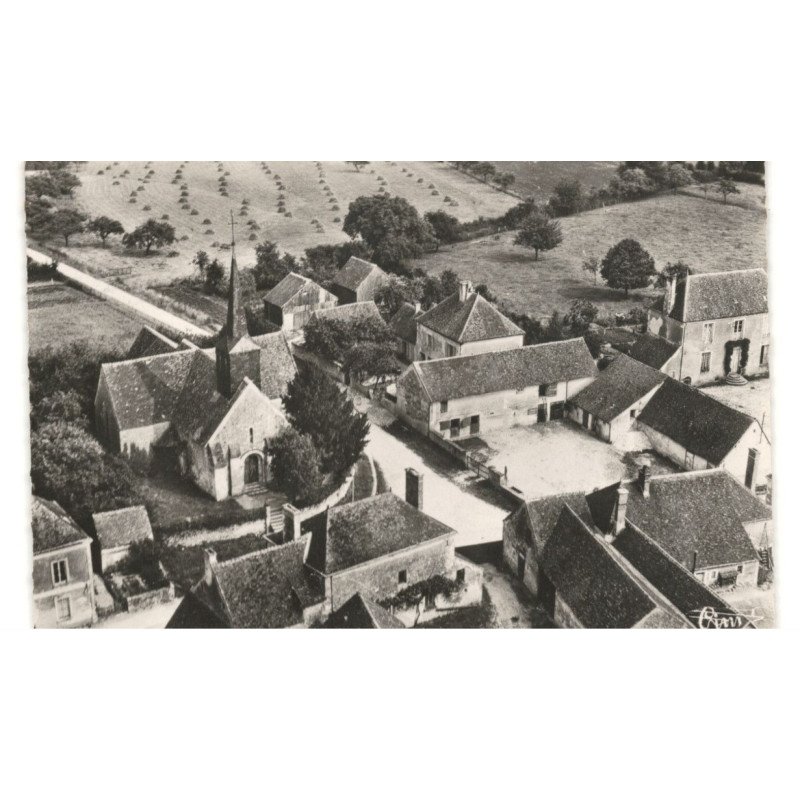 SAINT-FULGENT: le quartier de l'église vue aérienne 10x15 - très bon état