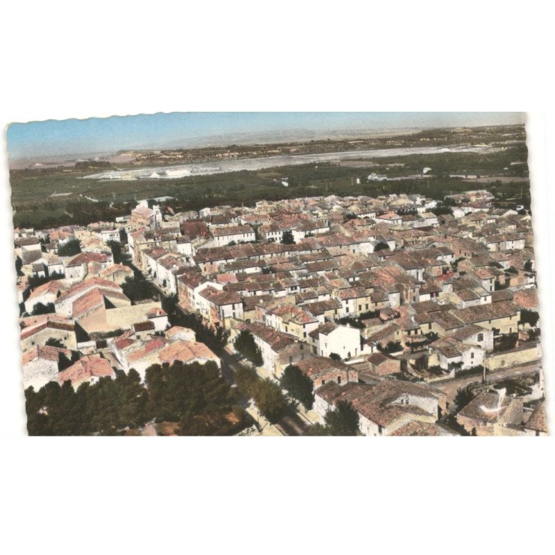 SIGEAN: vue générale, au fond, les étangs vue aérienne 10X15 - très bon état