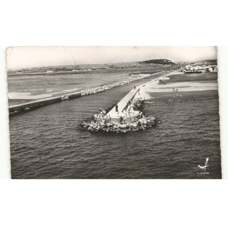 GRUISSAN-PLAGE: la jetée et le canal vue aérienne 10X15 - très bon état
