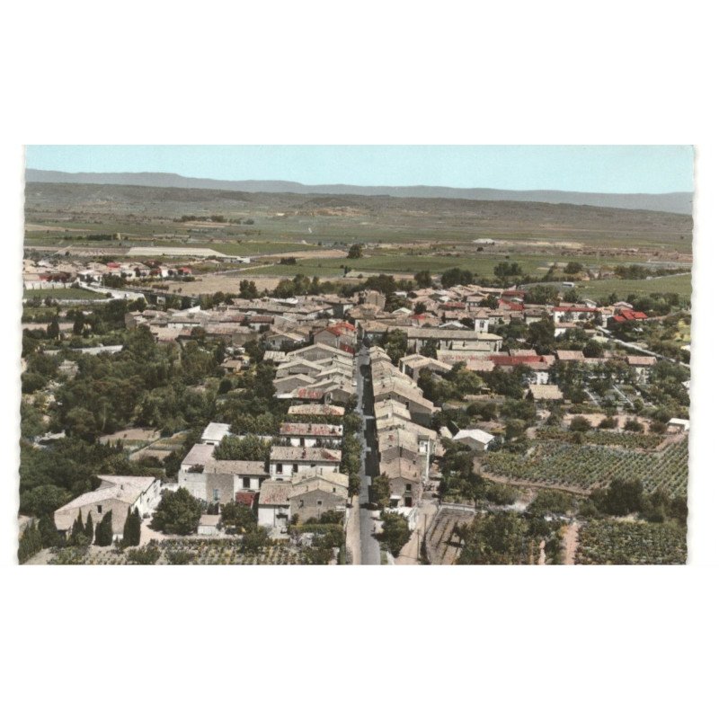 FERRALS-les-CORBIERES: vue générale vue aérienne 10X15 - très bon état