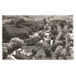 SAINT-HONORE-les-BAINS: hôtel du morvan et sur le parc de l'établissement thermal vue aérienne 10x15 - très bon état