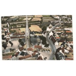 SIZUN: vue générale l'église et le centre vue aérienne 10x15 - très bon état