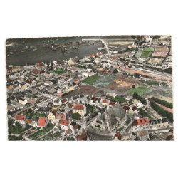 CAMARET: l'église saint-rémy et vue générale vue aérienne 10x15 - très bon état