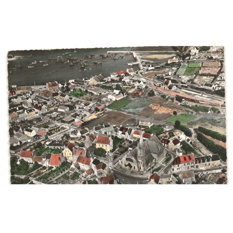 CAMARET: l'église saint-rémy et vue générale vue aérienne 10x15 - très bon état