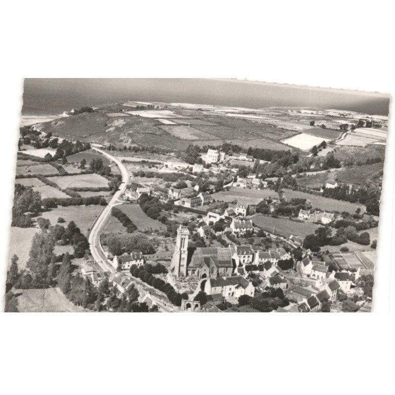 SAINT-JEAN-du-DOIGT: vue générale vue aérienne 10x15 - très bon état