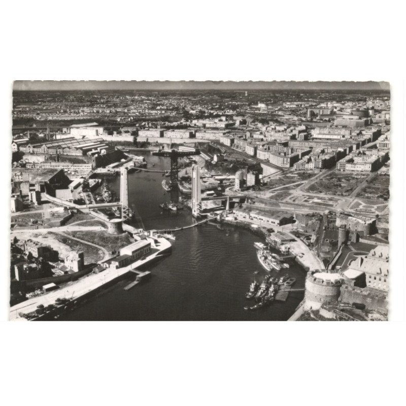 BREST: la penfeld et le pont national vue aérienne 10x15 - très bon état