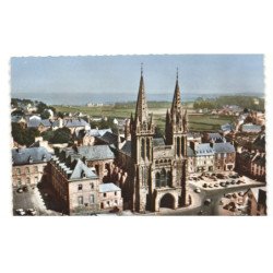 SAINT-POL-de-LEON: l'ancienne cathédrale élevée du XIIIe au XVIe siècle vue aérienne 10x15 - très bon état