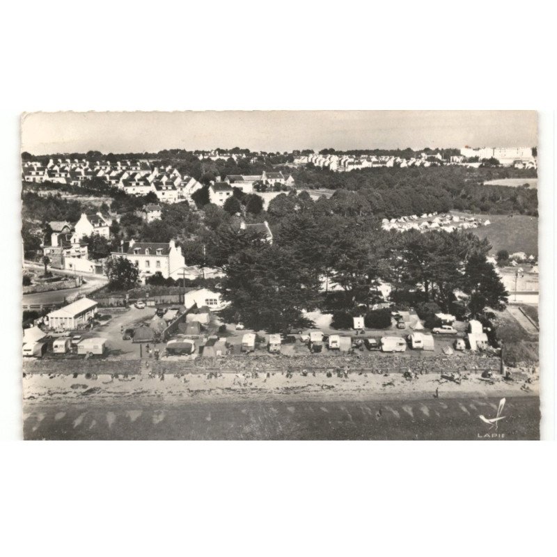 CONCARNEAU: camping de kernako en bordure de la plage des sables blancs vue aérienne 10x15 - très bon état
