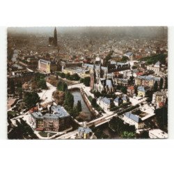 STRASBOURG: l'Iil, l'église saint-paul et la cathédrale vue aérienne 10X15 - très bon état