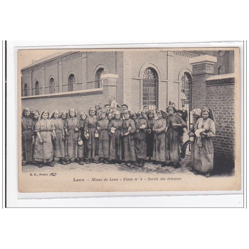 LENS : mines de lens, fosse n°4, sortie des trieuses - tres bon etat