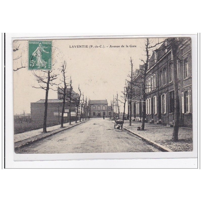 LAVENTIE : avenue de la gare - tres bon etat