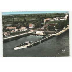 LAUTERBOURG: hôtel-restaurant "au bord du rhin" vue aérienne 10X15 - très bon état