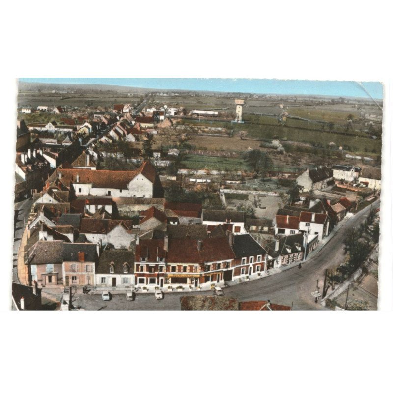 SAINT-PIERRE-le-MOUTIER: les hôtels vue aérienne 10x15 - très bon état