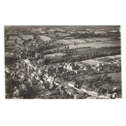 SAINT-AMAND-en-PUISAYE: vue générale vue aérienne 10x15 - très bon état