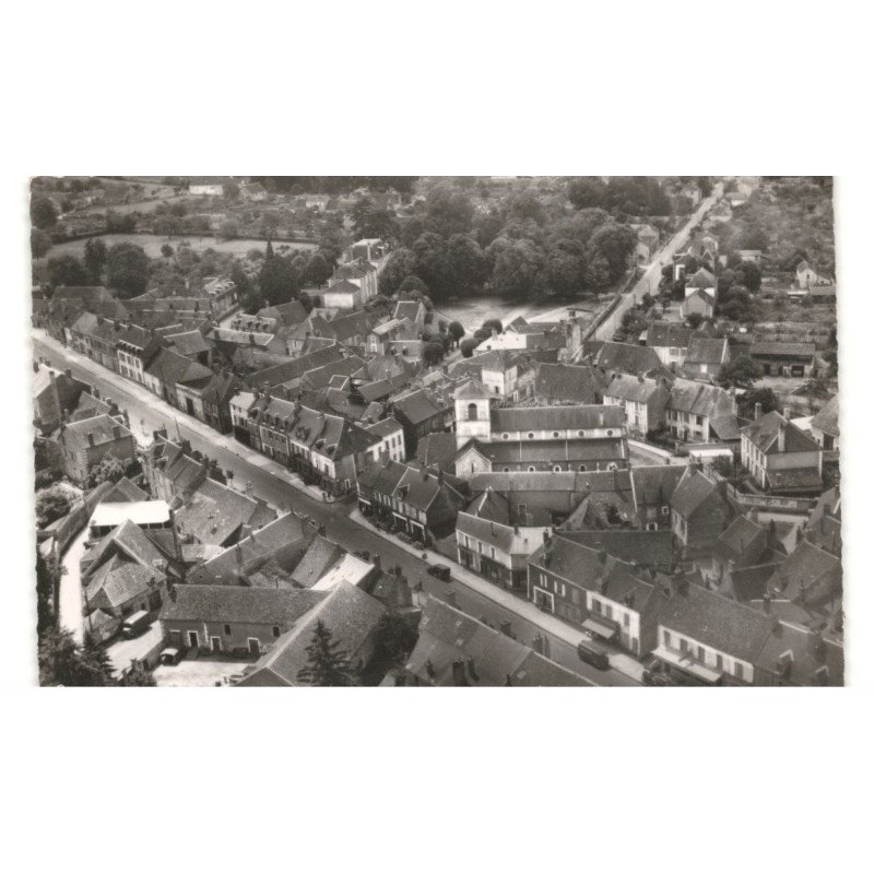 POUGUES-les-EAUX: l'église et la route bleure nationale 7 vue aérienne 10x15 - très bon état