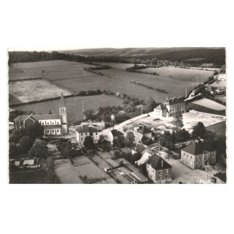 MONTSAUCHE: l'église l'école la mairie vue aérienne 10x15 - très bon état