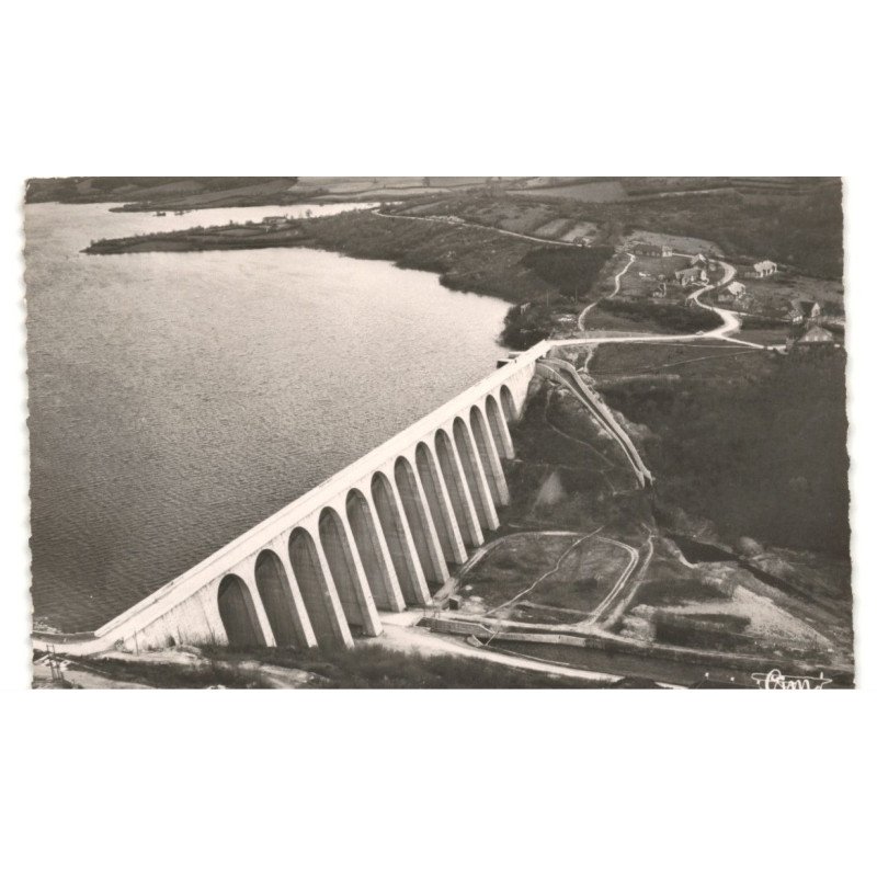 environs CHATEAU-CHINON: barrage de panessière vue aérienne 10x15 - très bon état