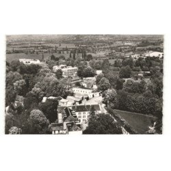 POUGUES-les-EAUX: le casino le splendide et le relais bleu vue aérienne 10x15 - très bon état