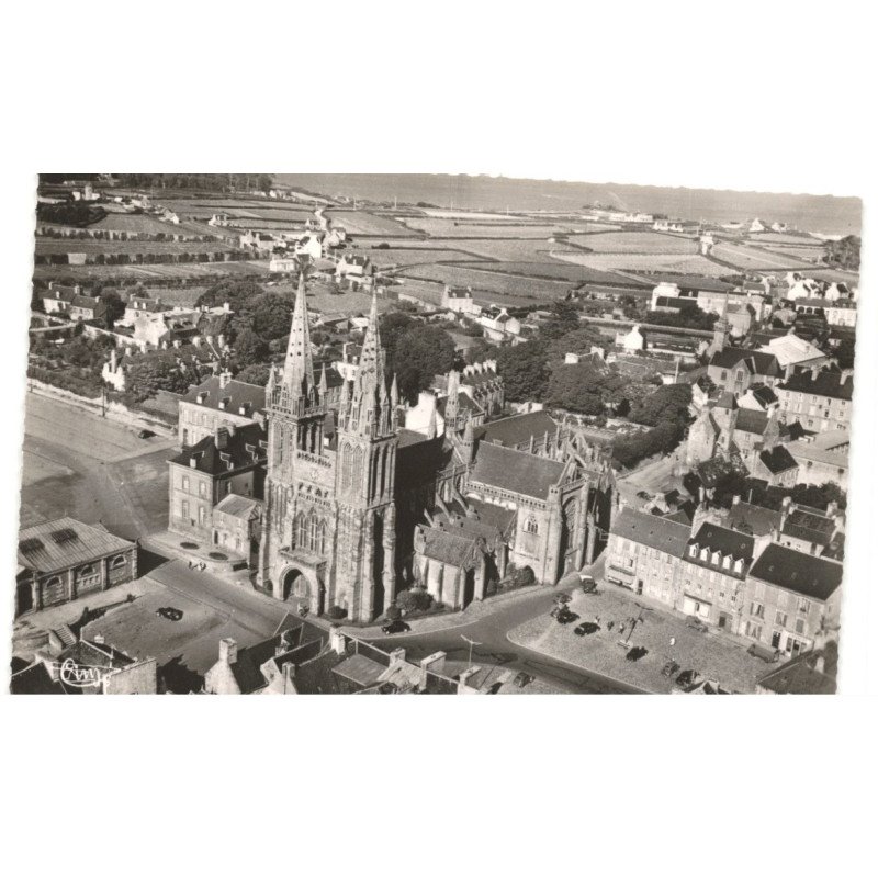 SAINT-POL-de-LEON: basilique de l'annonciation, ancienne cathédrale vue aérienne 10x15 - très bon état