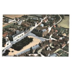 DORNES: la place vue aérienne 10x15 - très bon état