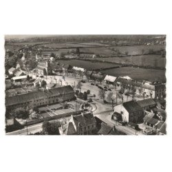 FOURS: la place pouyat vue aérienne 10x15 - très bon état