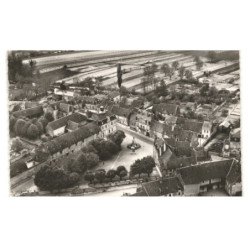 DONZY: le quartier de la place de la mairie vue aérienne 10x15 - très bon état