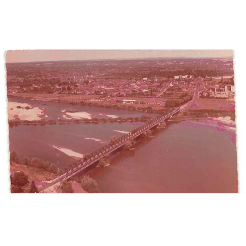 FOURCHAMBAULT: le pont de loire et panorama sur la ville vue aérienne 10x15 - très bon état