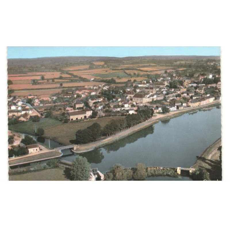 CERCY-la-TOUR: vue générale vue aérienne 10x15 - très bon état