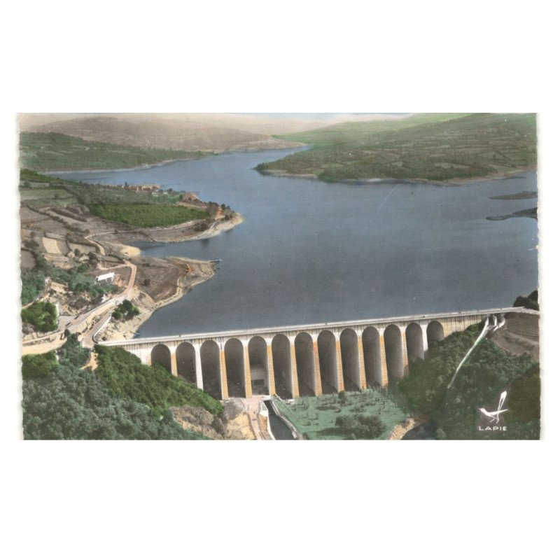 CHAUMARD: barrage de panneciere, le lac et la digue vue aérienne 10x15 - très bon état