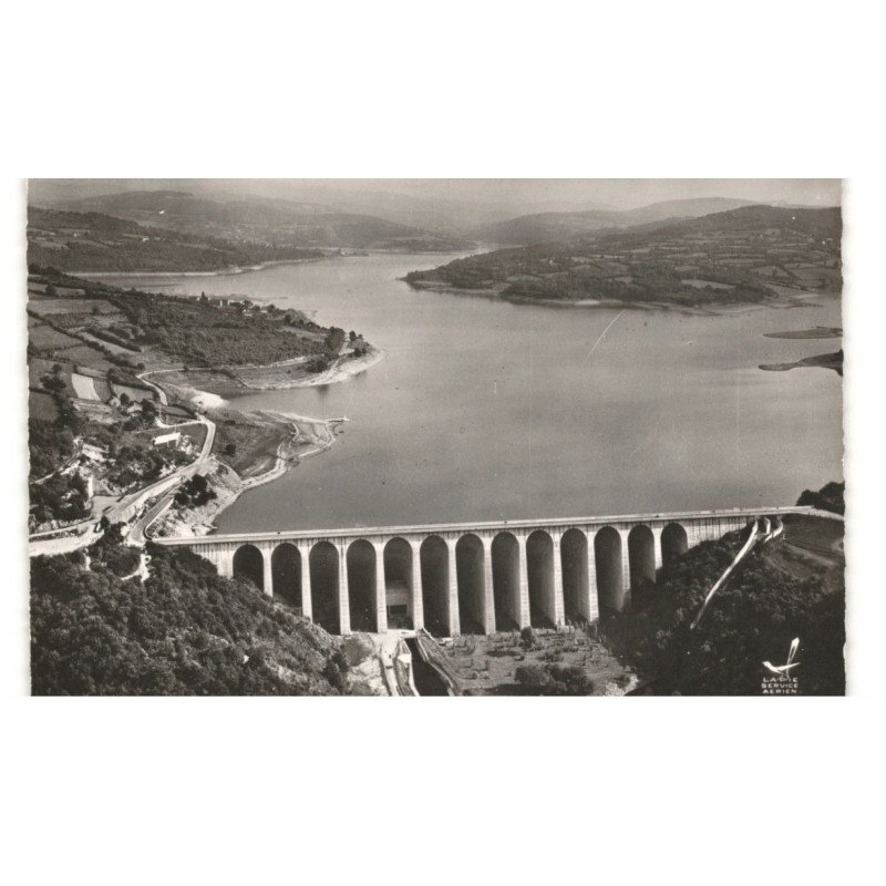 CHAUMARD: barrage de panneciere, le lac et la digue vue aérienne 10x15 - très bon état