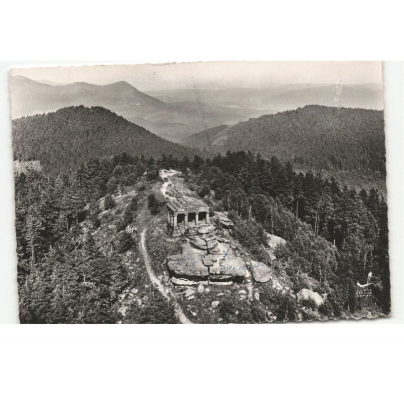 LE DONON: le temple gallo-romain hôtel velleda vue aérienne 10X15 - trsè bon état